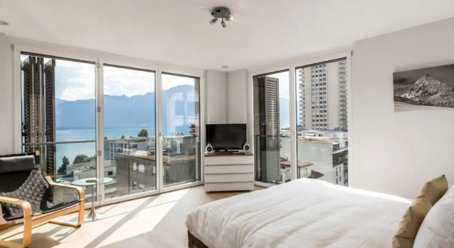 Luxury Apartment Lake view & Center of Montreux, Забронировать Апартаменты/квартира Отели Монтрё с парковкой, рядом с Выставочный центр Монтрё, Парковка