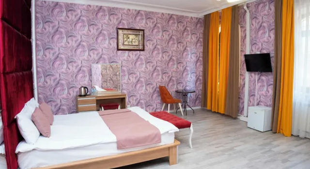 Двухместный номер Comfort с балконом и с видом на город Khatai Royal Hotel