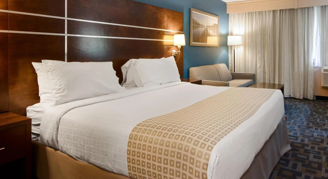 Люкс Best Western Benton Harbor - St. Joseph
