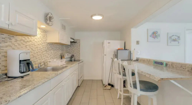 Апартаменты Condo Steps From the Sand + Seaside Heights Fun!