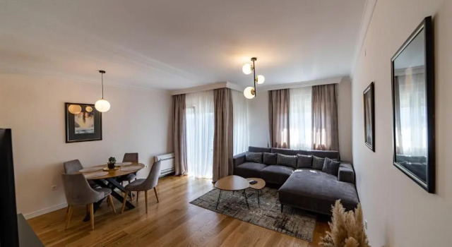 Apartments Centrale 28, Boek Appartement Hotels in Podgorica met parkeren, Parkeren