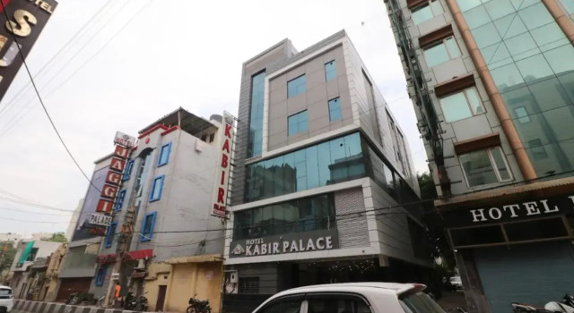 Hotel Kabir Palace Karol Bagh, Забронировать Отель Отели Нью-Дели с парковкой, Парковка