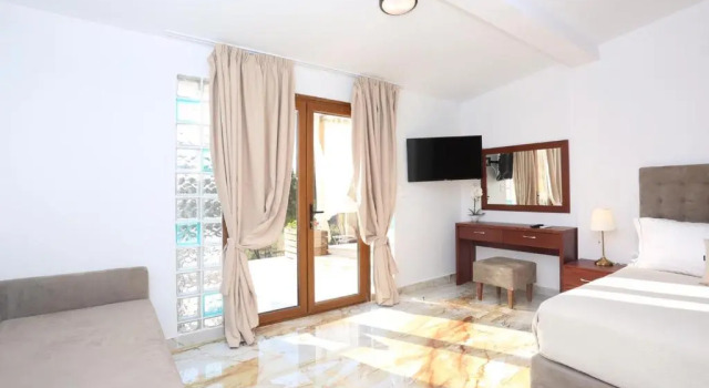 Вилла Standard PLACE DES DIEUX lux villas with swimming pool CHROUSSO BEACH near