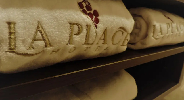 Номер Standard La Place Hotel