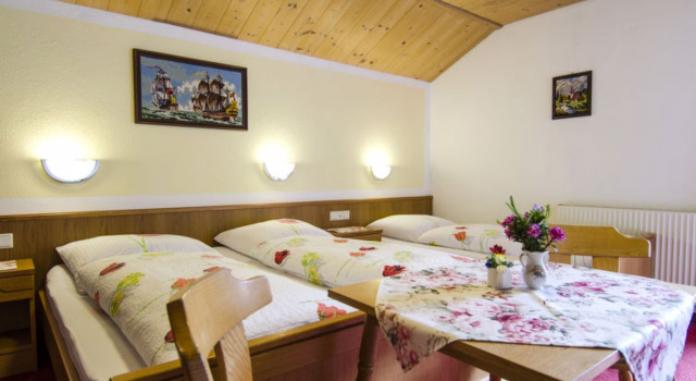 Apart Maashof 12465, Rezervați Hotel Hoteluri în Tirol cu parcare, Parcare