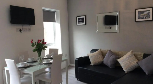 Rooftop Apartments, Забронировать Апартаменты/квартира Отели Белфаста с парковкой, рядом с Stephen Shaw Art Gallery, Парковка