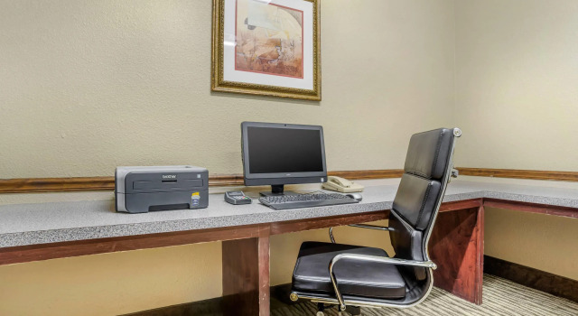 Comfort Suites Montgomery East Monticello Dr.