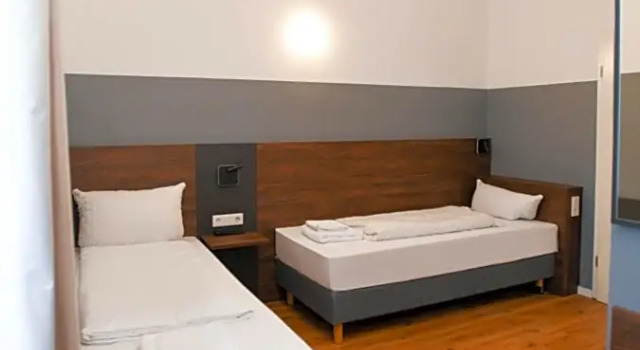 Номер Standard Hotel Apadana Frankfurt