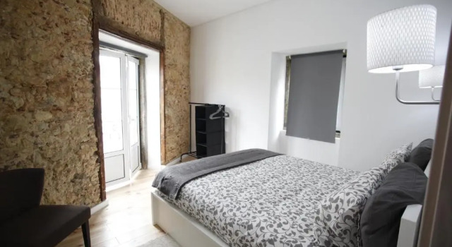 Charming Bairro Alto Apartment, Rezerwuj Apartament Hotele w Lisbon Region z parkingiem, Parking