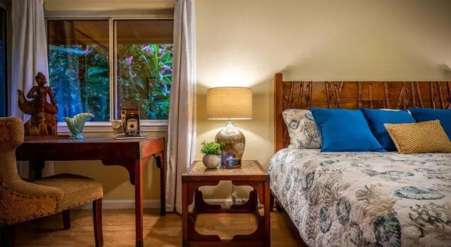 Коттедж Hale Kona 2 Bedroom Home