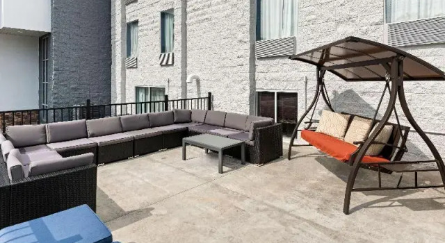 Люкс Barrington Hotel & Suites