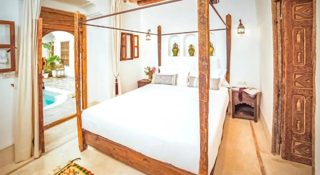 Marrakesh Villa Sleeps 14 with Pool, Забронировать Вилла СПА-отели Марракеш-Тенсифт-Эль-Хауз, SPA-услуги