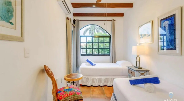 Hacienda-style Villa with Private Pool Steps to Beach, Prenota Villa Hotel a Quintana Roo con parcheggio, Parcheggio