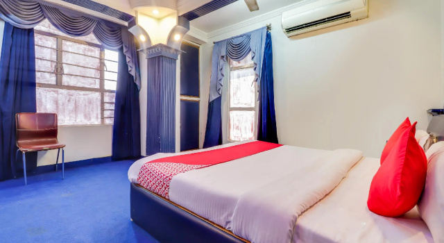 OYO 65090 Hotel Grand Palace