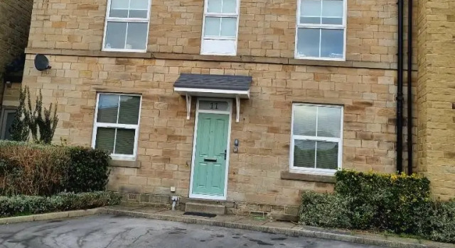 Apartment 11, Mirfield, West Yorkshire, Varaa Huoneisto Asunnot kohteessa Merseyside, Huoneisto