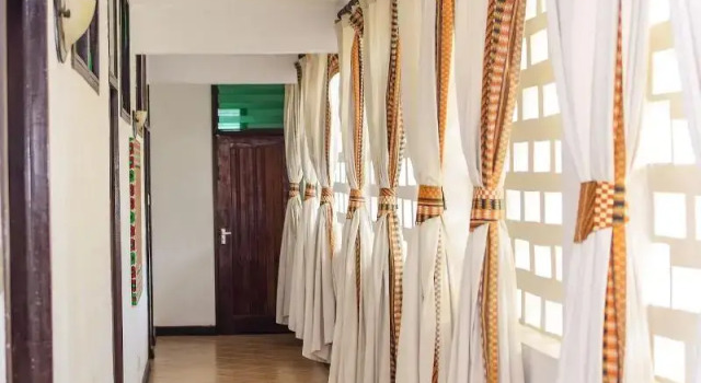 Kahama Hotel Mombasa, Забронировать Отель Бамбури Момбаса