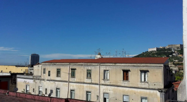 Le Terrazze Di Neapolis, Забронировать Отель Отели Неаполя с завтраком, рядом с Кафедральный собор Неаполя, Завтраки