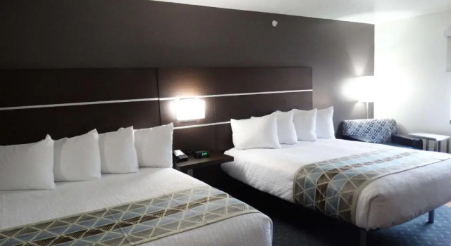 Студия Deluxe Duchesne Inn Extended Stay