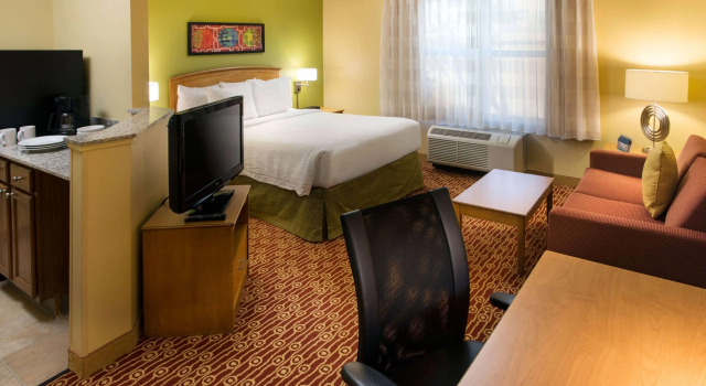 Двухместный люкс Sonesta Simply Suites Phoenix Scottsdale
