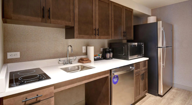Двухместный люкс Homewood Suites by Hilton Tuscaloosa Downtown- Near Univ of Alabama