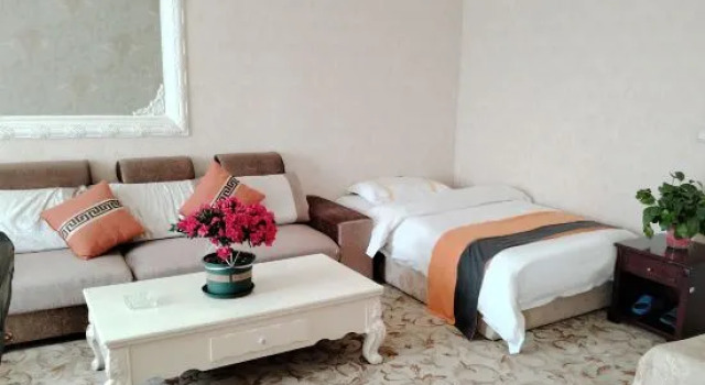Люкс Deluxe Ruoergai Lvran Holiday Hotel