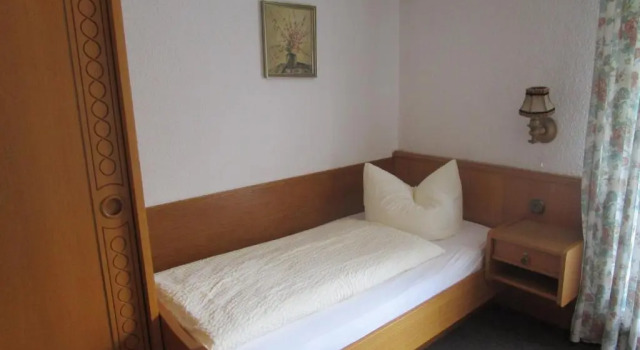 Номер Standard Pension Unterstein