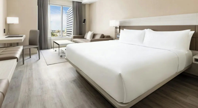 Двухместная студия AC Hotel St Petersburg Downtown