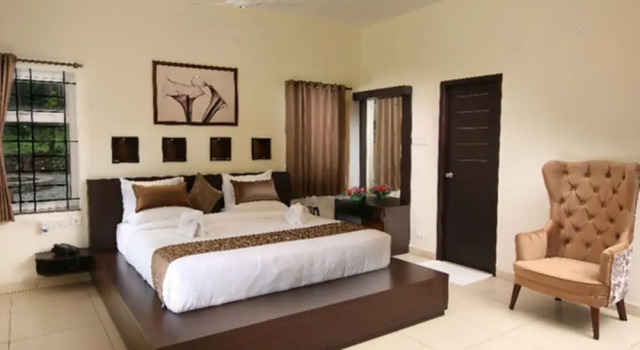 Livgrand - Yellow Lake Resorts & Spa, Yercaud - Myst, Boek Hotel Hotels in Yercaud met zwembad, Zwembad