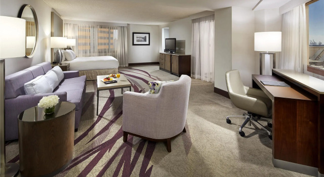 Номер Standard Hilton Long Beach Hotel