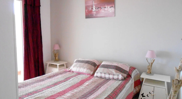 Apartment With 3 Bedrooms in Peniscola, With Wonderful sea View and En