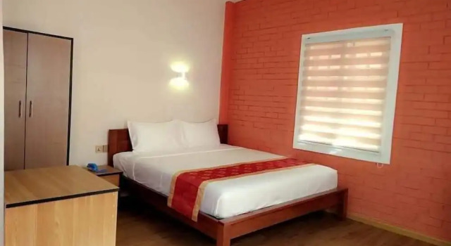 Sunrise Square Motel
