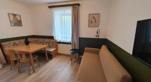 Номер Standard Pension Edlinger