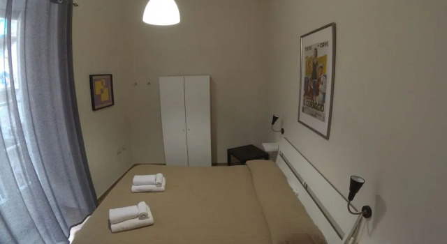 GuestHouse Marcanto - Duomo, Забронировать Отель «постель и завтрак» Неаполь Кампания, рядом с Церковь Пио Монте делла Мизерикордия