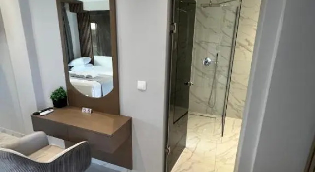 Номер Comfort V luxury Suites