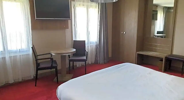 Двухместный номер Comfort Hotel du Moulin de la Pioline La Table à Fromages