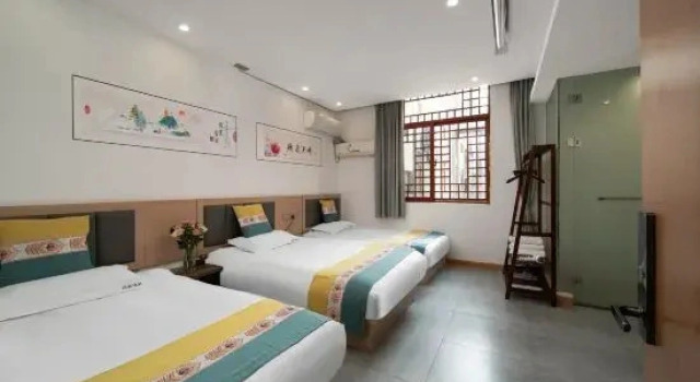 Люкс с 2 комнатами Jiuhuashan Fafafa Homestay