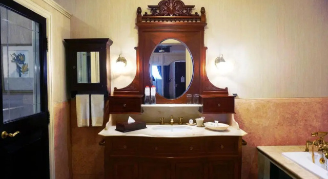 Classic Twin room Hotel Majapahit Surabaya MGallery