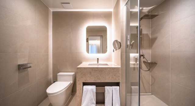 Run of House Comfort inn Yeouido