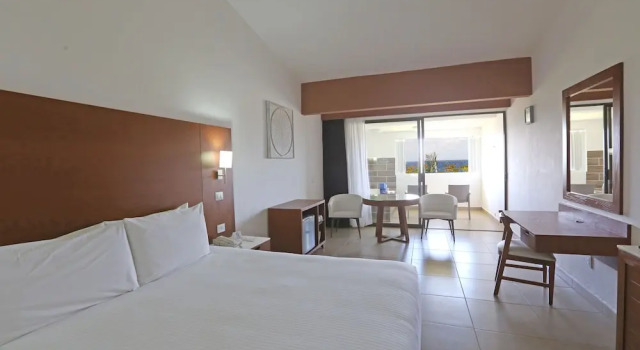 Двухместный номер Standard с балконом Cozumel Hotel & Resort