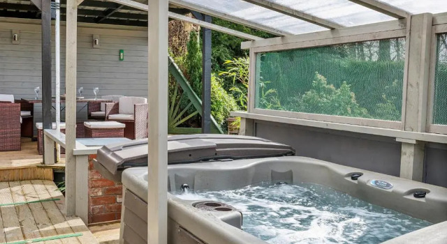 Garden Lodge