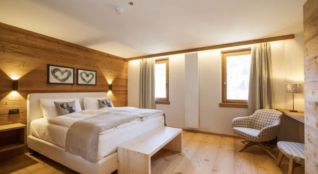 Номер Superior с видом на горы FIORI Dolomites Experience Hotel