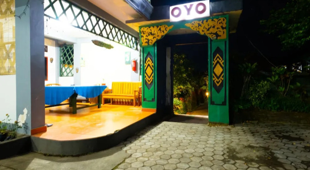 OYO 1320 Green Orry Inn, Book Hotel Hoteller i Tetebatu med pool, Swimmingpool
