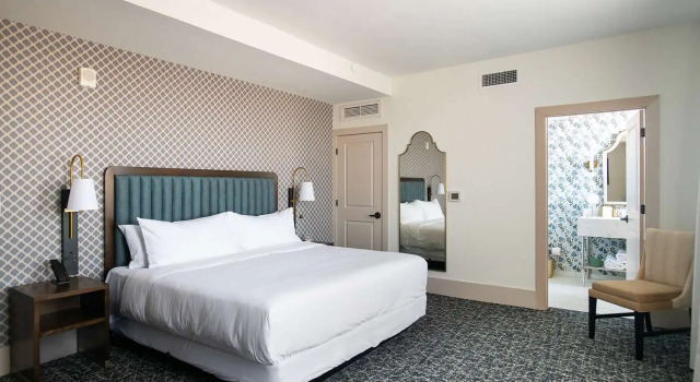 Номер Standard Hotel Petersburg, Tapestry Collection By Hilton