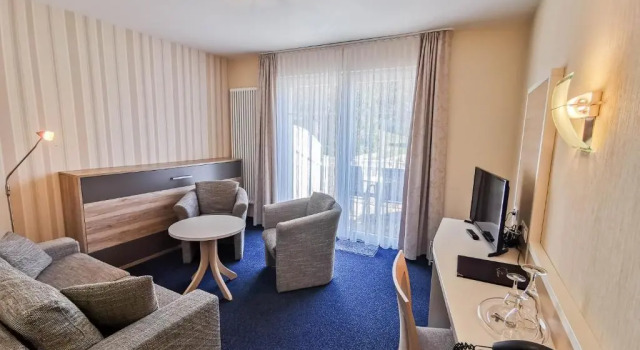 Трёхместный полулюкс Wald-Hotel