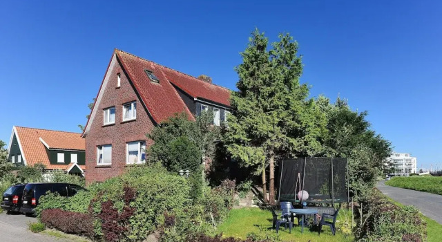 Апартаменты Ferienwohnung fur 4 Personen Mitten in Bensersiel