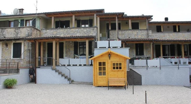Residence Elettra, Book Hotel Hoteller i Brescia med pool, Swimmingpool