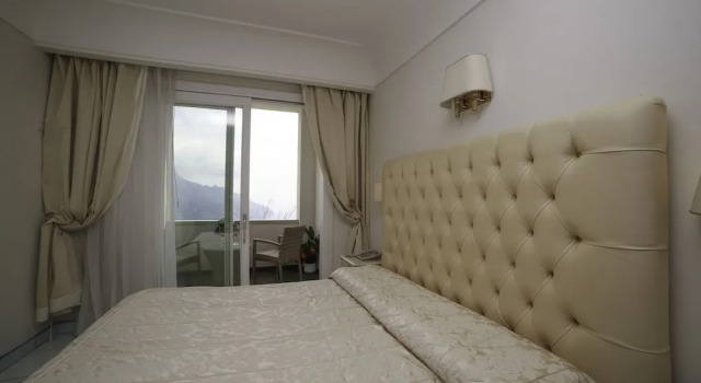 Двухместный номер Standard Цокольный этаж с балконом Hotel Villa Fraulo
