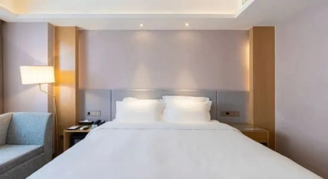 Двухместный люкс Business Lavande  Hotel (Binzhou Huanghe Eighth Road Aviation College Hotel)