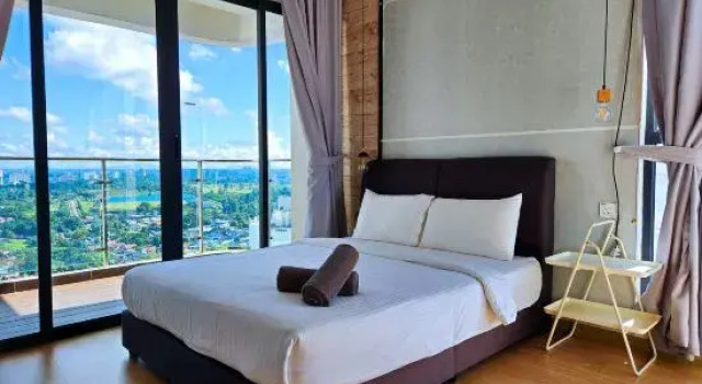 Люкс Deluxe Scenic Country Garden Danga Bay by Lions Bay
