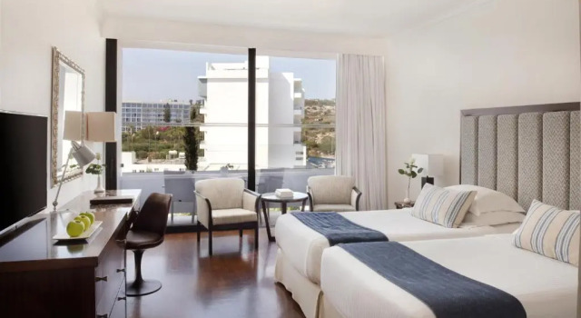Двухместный номер Standard с видом на внутреннюю территорию Grecian Bay